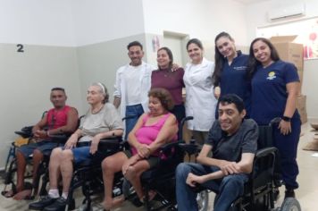 Entrega de Cadeira de Rodas